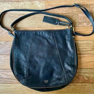 Beautiful black leather Fossil bag purse